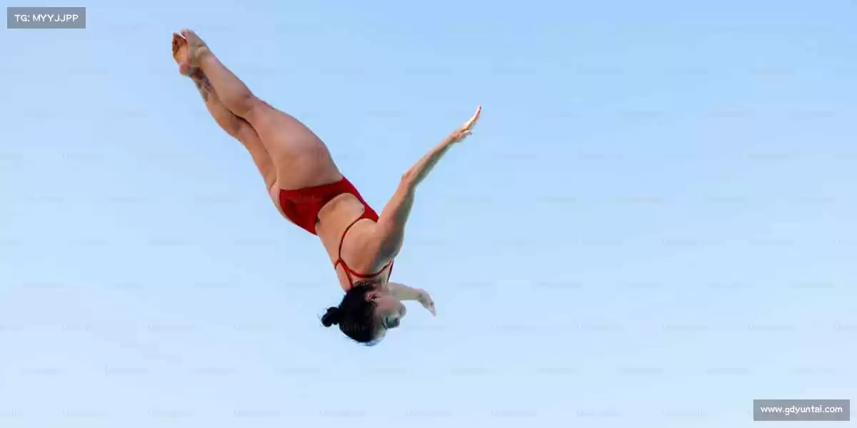 泛亚电竞官网首页在赛场上，你只管全力以赴，光芒自会闪耀全场！⚽